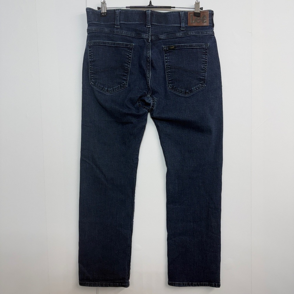 Lee Jeans Mens 34x30 Blue Dark Wash Extreme Motion Slim Fit Straight Leg - Picture 2 of 8